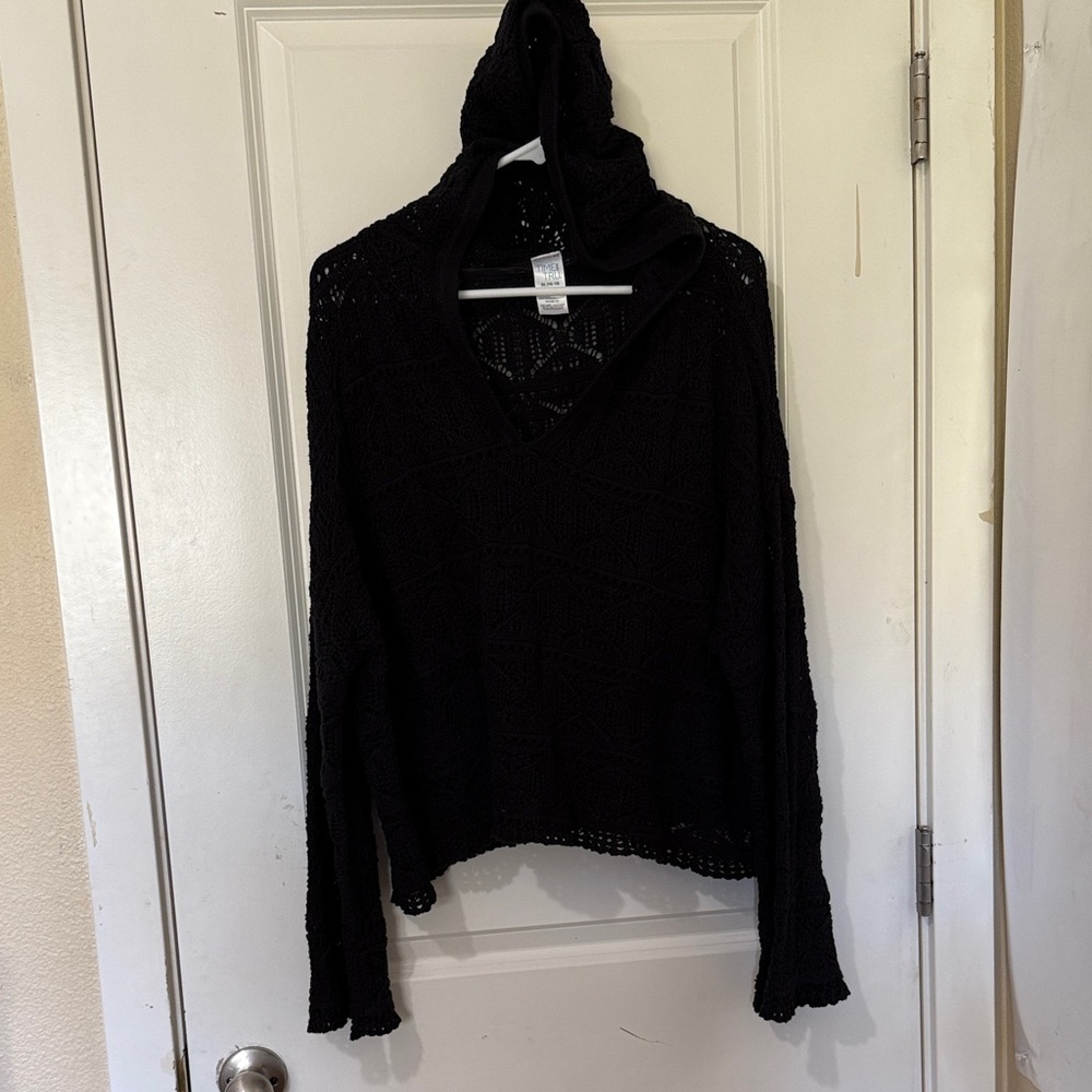 Time and Tru Charcoal Knit Sweater